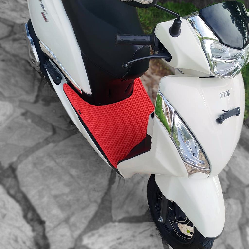 Bod Scooter TVS Jüpiter 125 cc Motor 3D Havuzlu Paspas Kırmızı