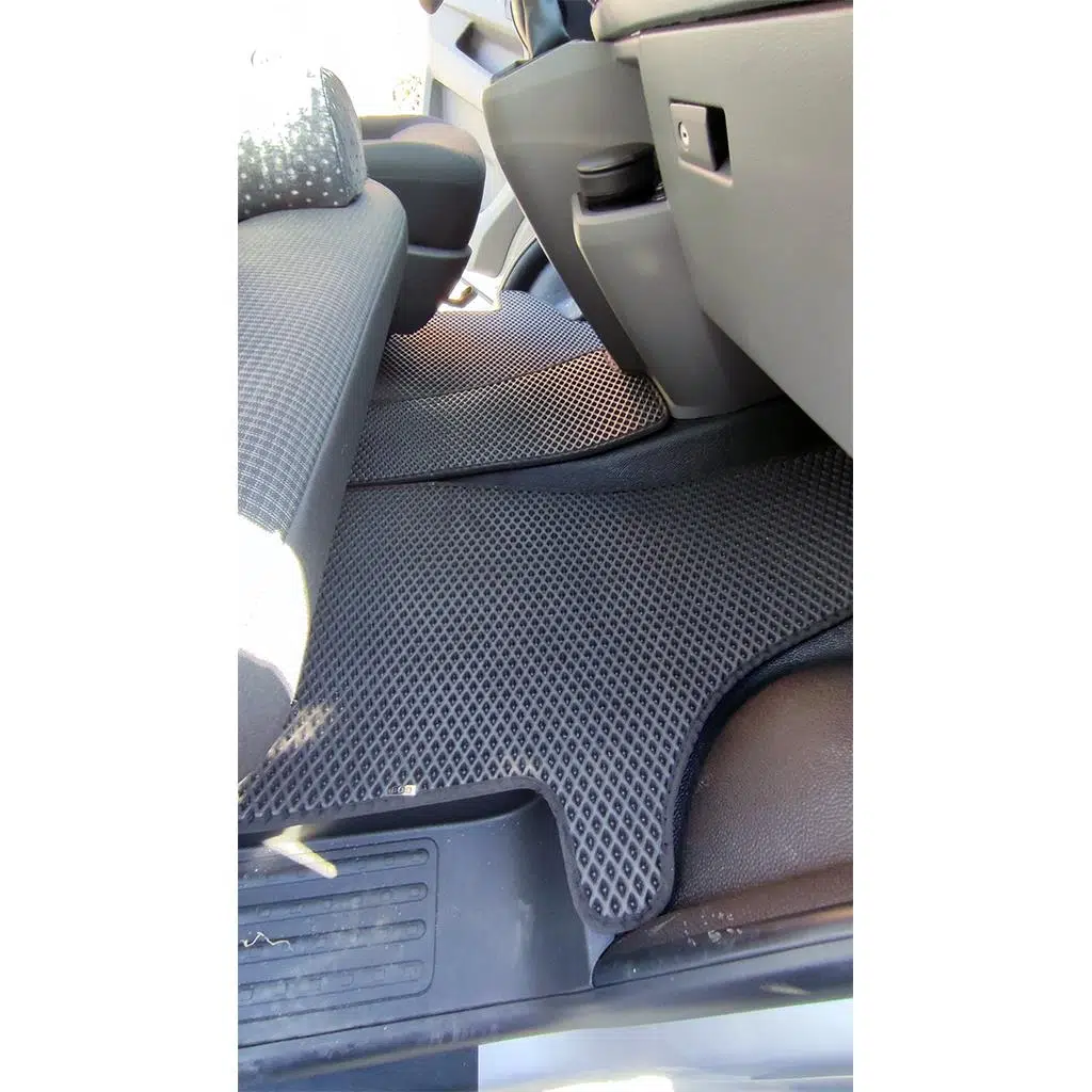 Bod Volkswagen Transporter T6 3D Havuzlu Paspas 2015-2019